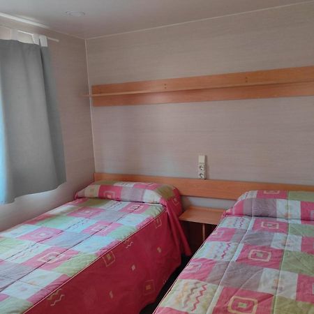 Bungalow Tossa Pelada I Mobil Home Rodell Fornols Exteriér fotografie